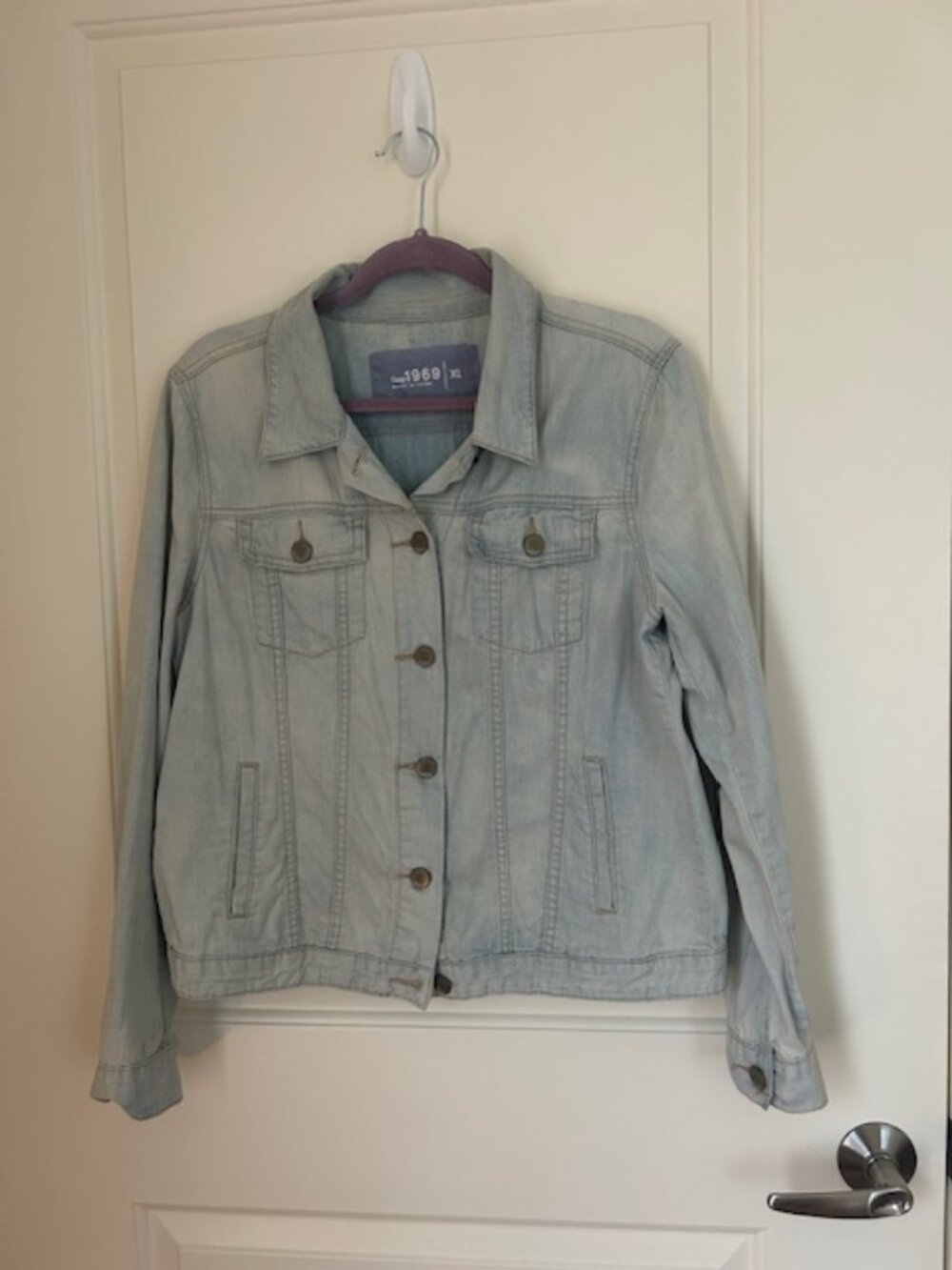 Gap 1969 Jean Jacket Light Blue, Mint condition